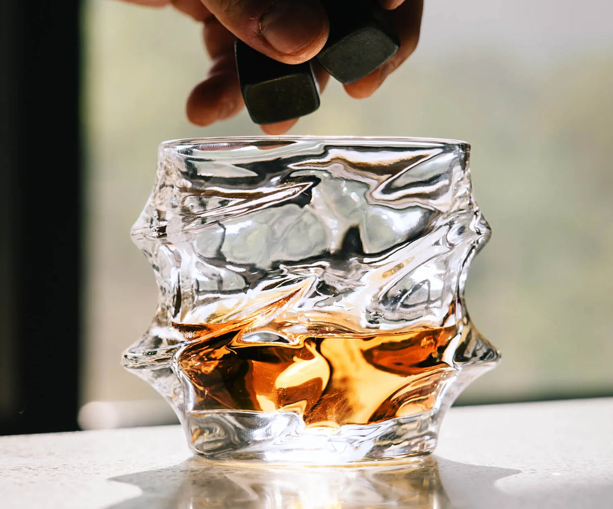 CLASSY IN CRYSTAL UNLOCKS EACH FLAVOR