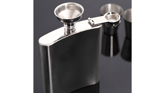 The Ultimate Guide to Hip Flasks: A Timeless Accessory for Every Occasion
