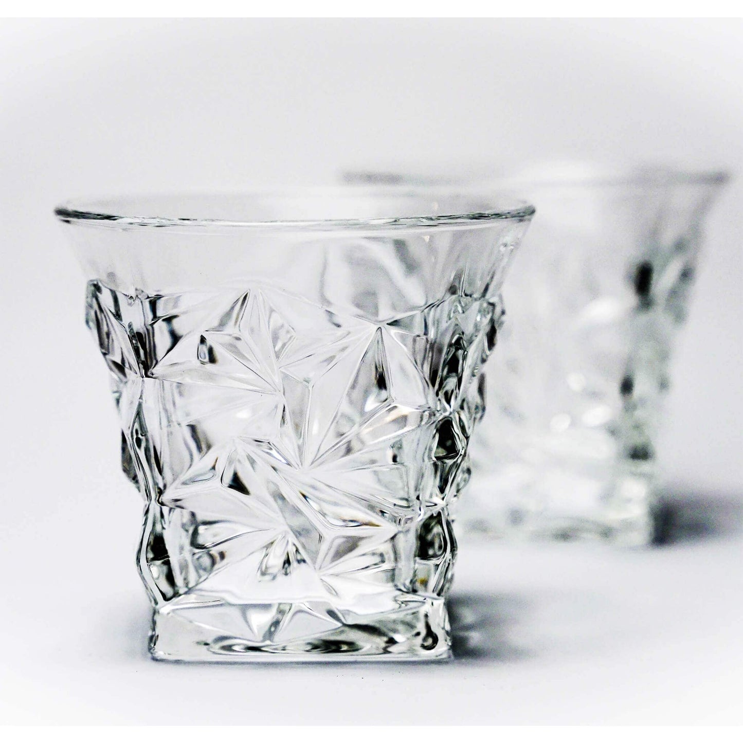 https://tsukiglass.com/cdn/shop/files/tsukiglass-set-of-2-glasses-vayu-japanese-crystal-whisky-glass-42342694846768.jpg?v=1703691694&width=1445