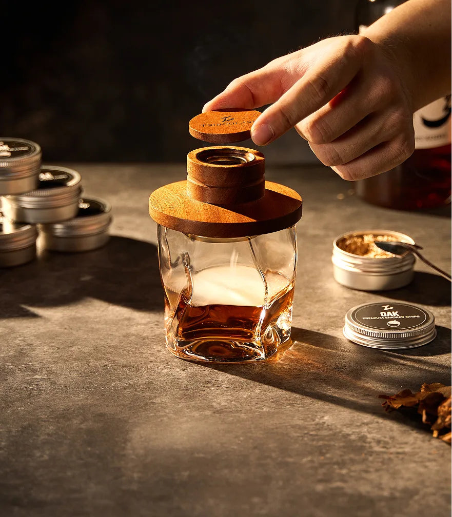 Trapping smoke in a Gold Hoshi whisky glass